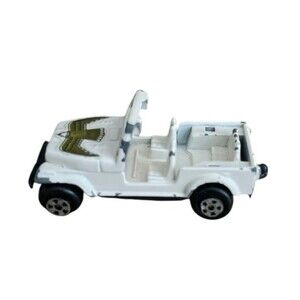 Vintage 1981 ERTL Dukes of Hazzard Daisy  Duke Golden Eagle Jeep CJ Diecast 1:64